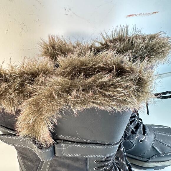 CLARKS Mazlin West womans fur‎ lined snow boots womans 9 M snowy weather - Picture 4 of 11